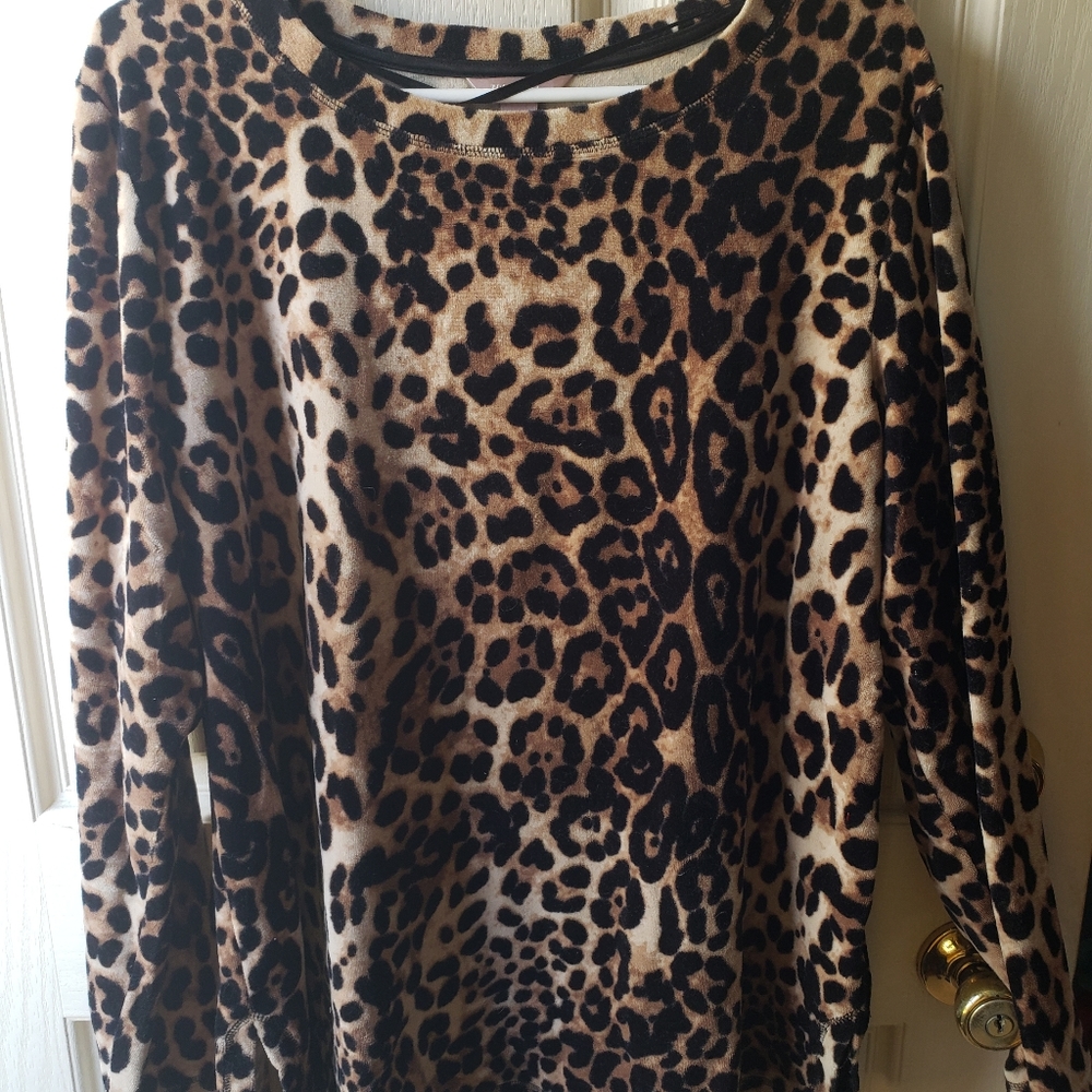Womans fleece top